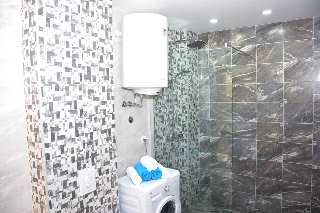 Wukovic Apartments ティヴァト エクステリア 写真