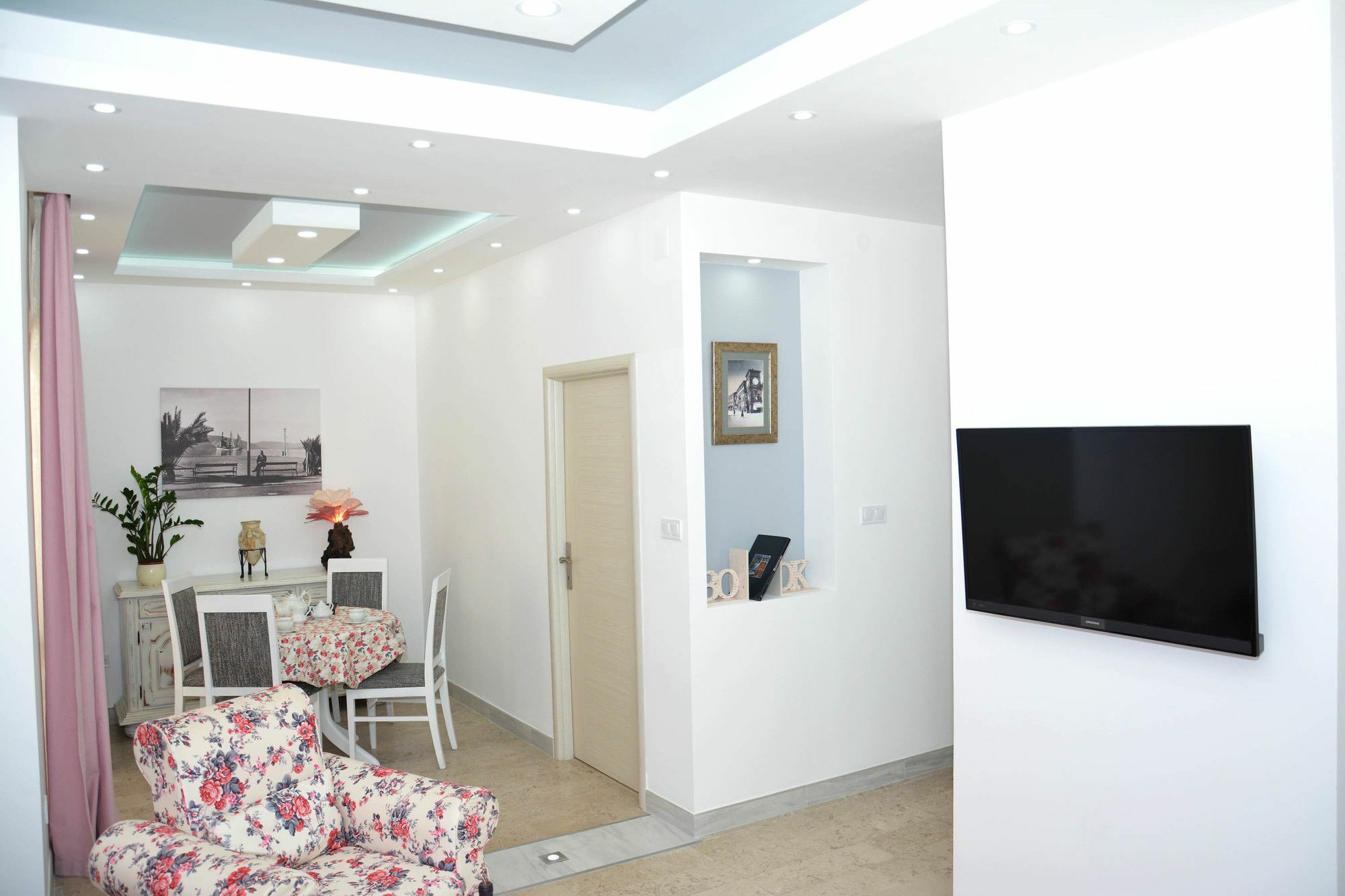 Wukovic Apartments ティヴァト エクステリア 写真