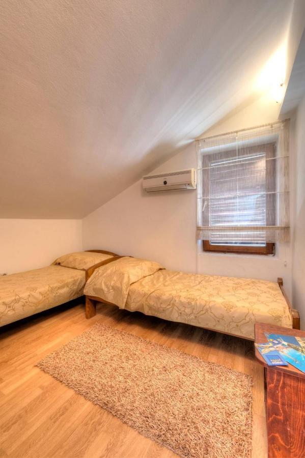 Wukovic Apartments ティヴァト エクステリア 写真