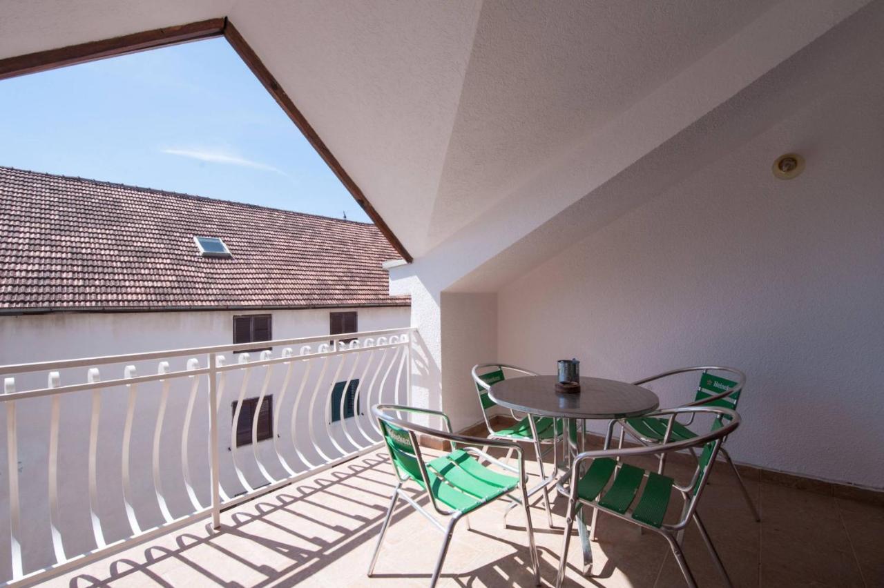 Wukovic Apartments ティヴァト エクステリア 写真