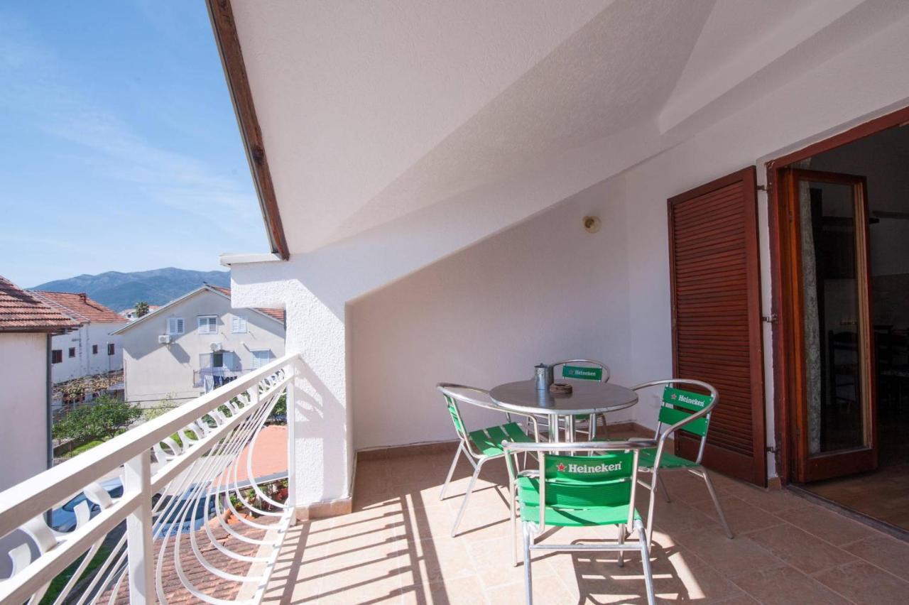 Wukovic Apartments ティヴァト エクステリア 写真