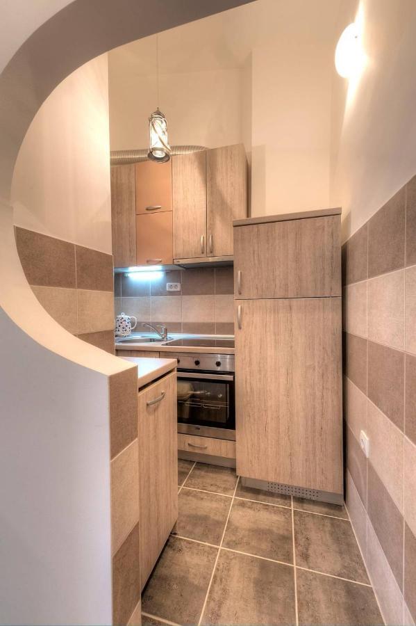 Wukovic Apartments ティヴァト エクステリア 写真