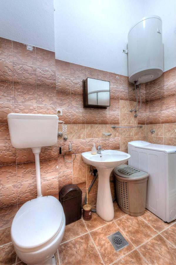 Wukovic Apartments ティヴァト エクステリア 写真